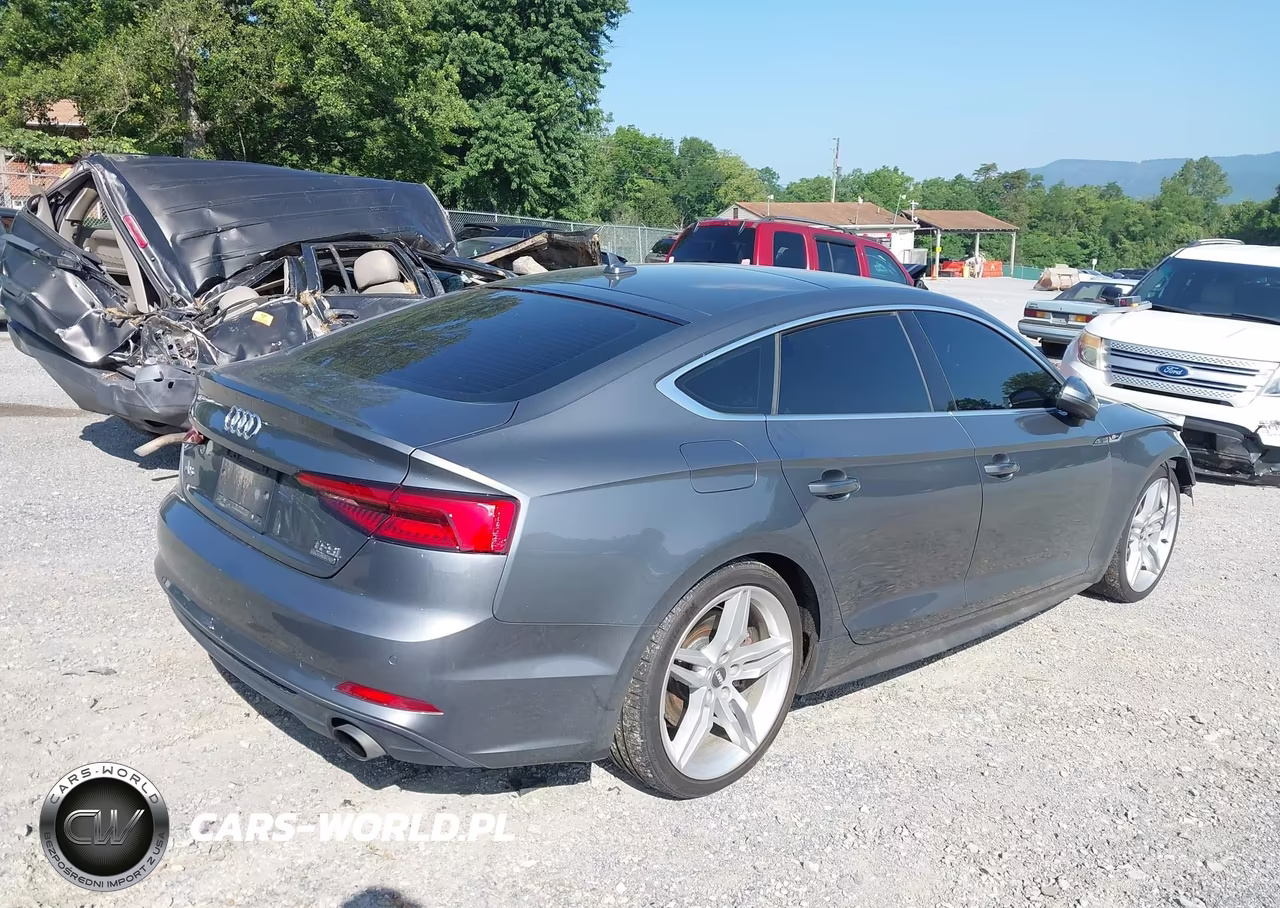 2018 Audi A5 2.0T Premium VIN:WAUFNCF58JA002734 - 4