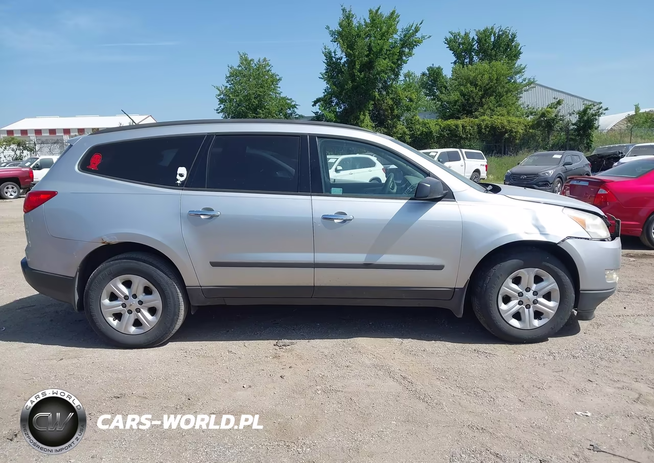 2011 Chevrolet Traverse Ls VIN:1GNKVFED7BJ311115 - 13