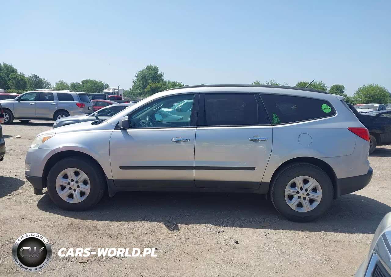 2011 Chevrolet Traverse Ls VIN:1GNKVFED7BJ311115 - 14