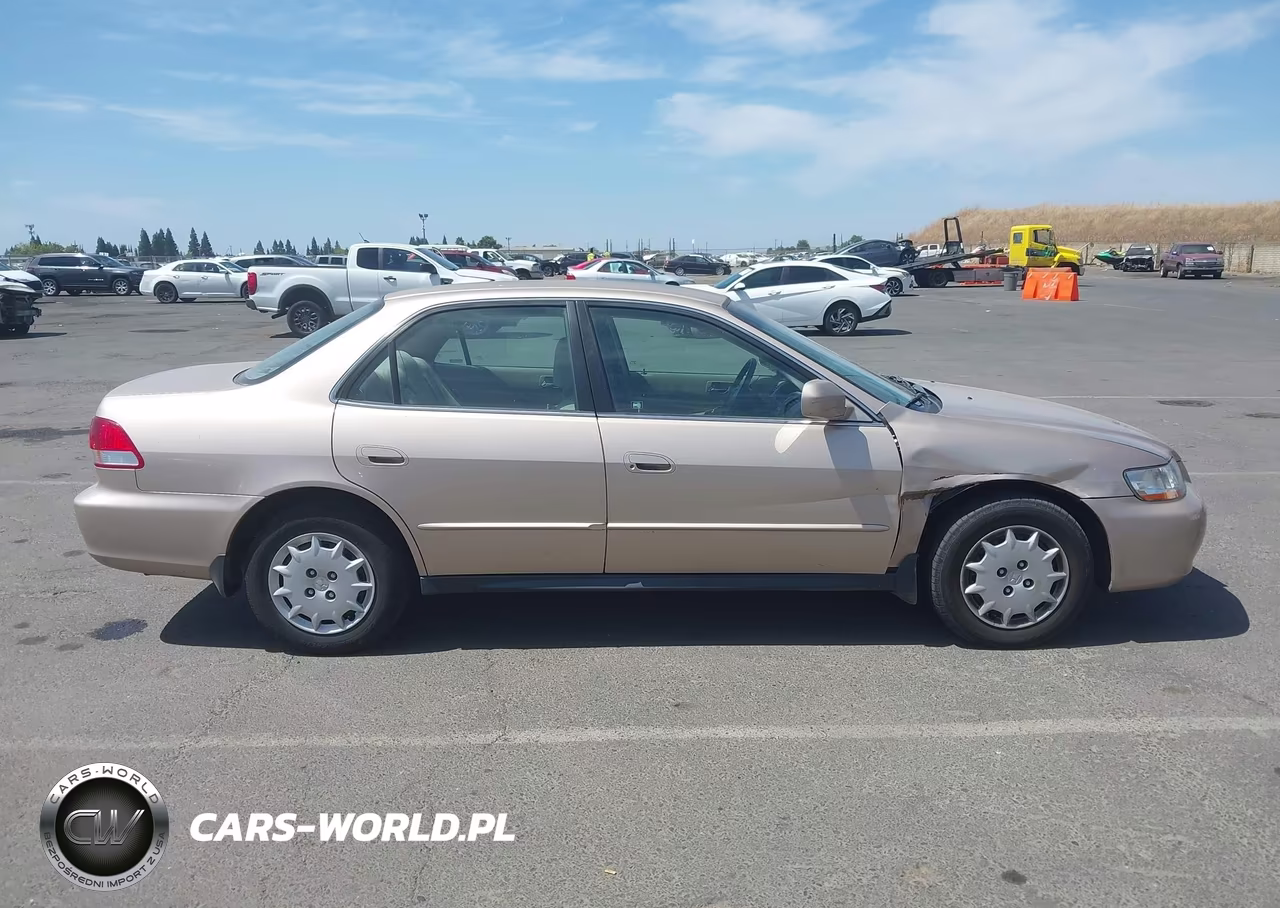 2002 Honda Accord 2.3 Lx VIN:3HGCG66512G705579 - 13