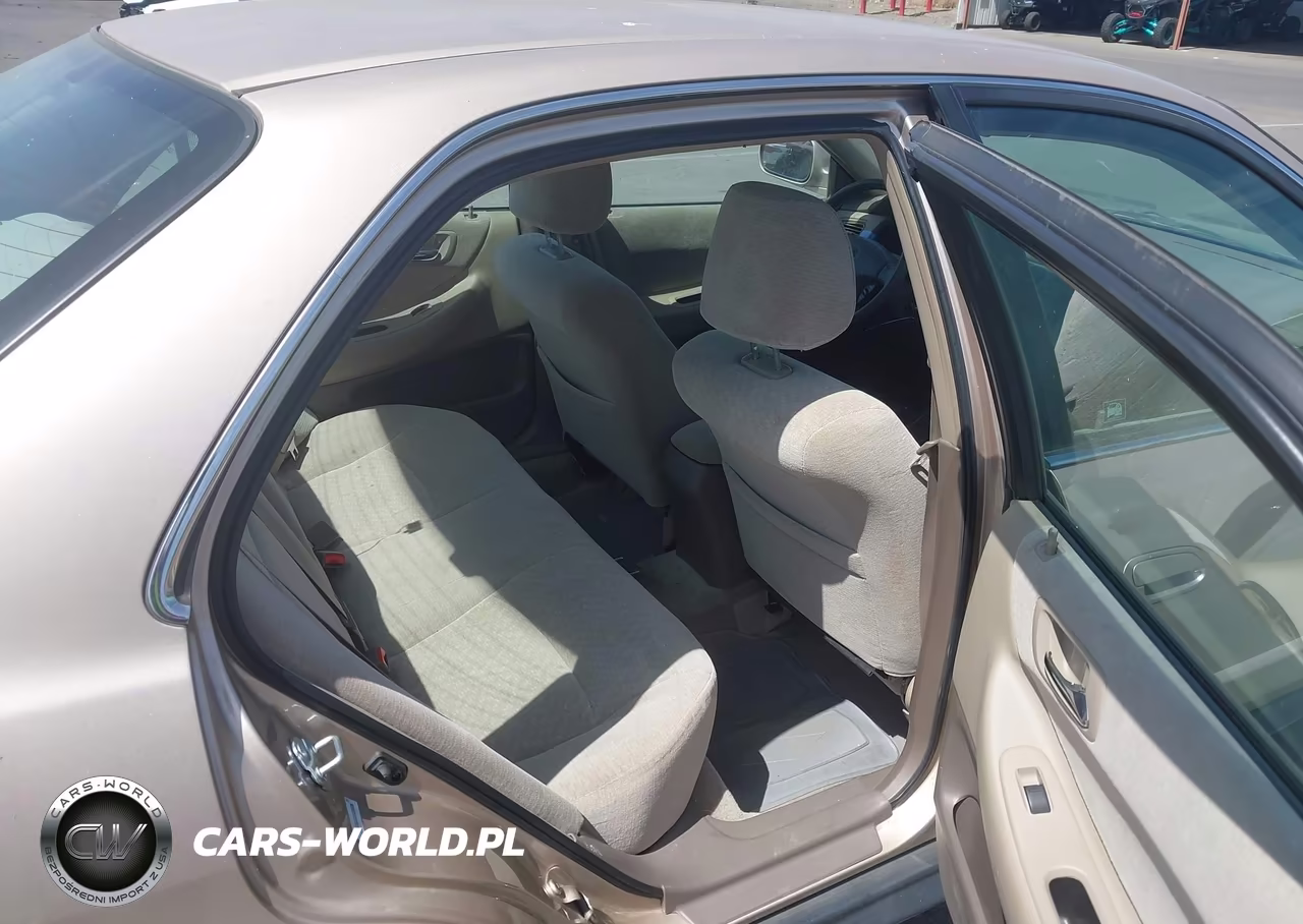 2002 Honda Accord 2.3 Lx VIN:3HGCG66512G705579 - 8
