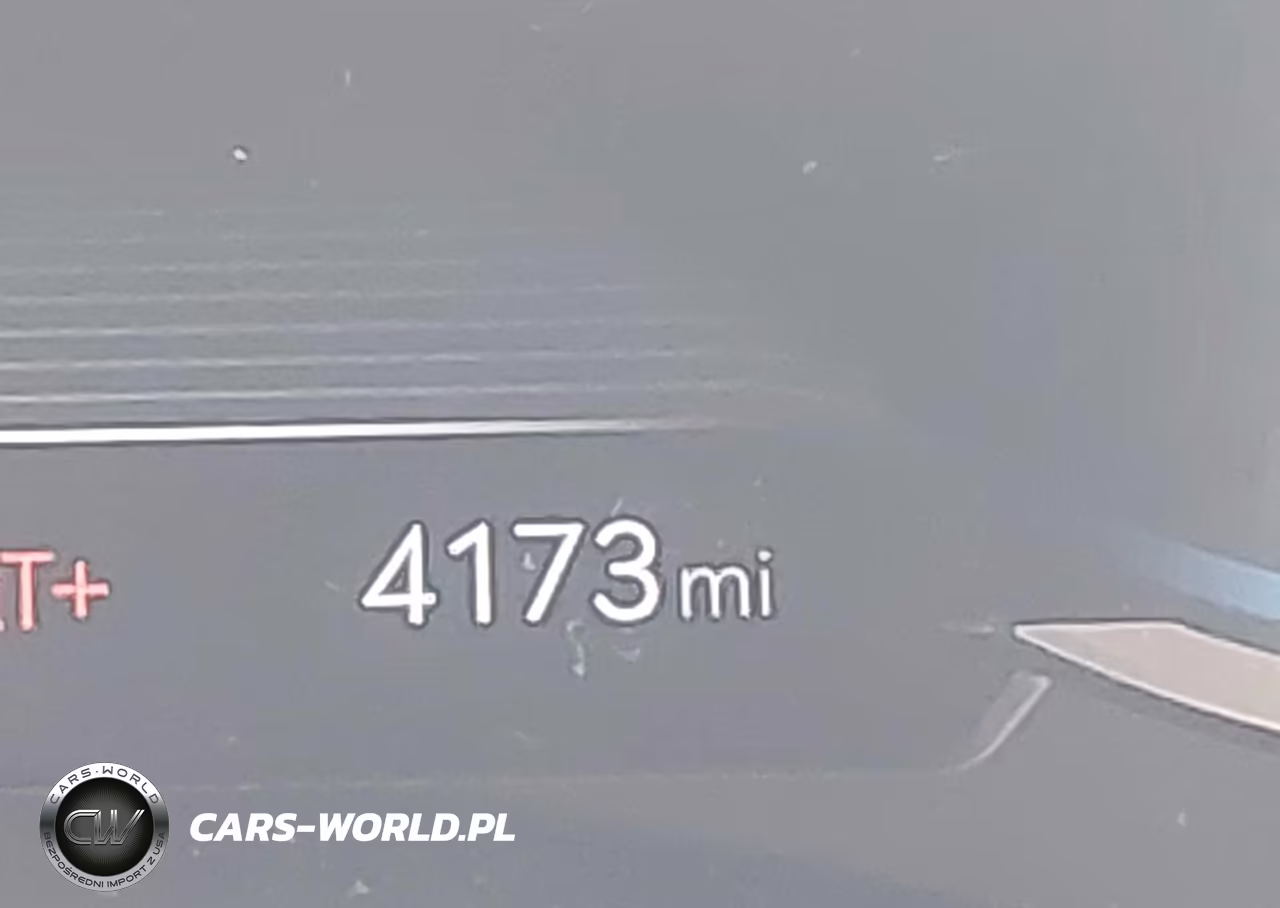 2026 Genesis G70 2.5T Awd VIN:KMTG64SC2TU166479 - 15