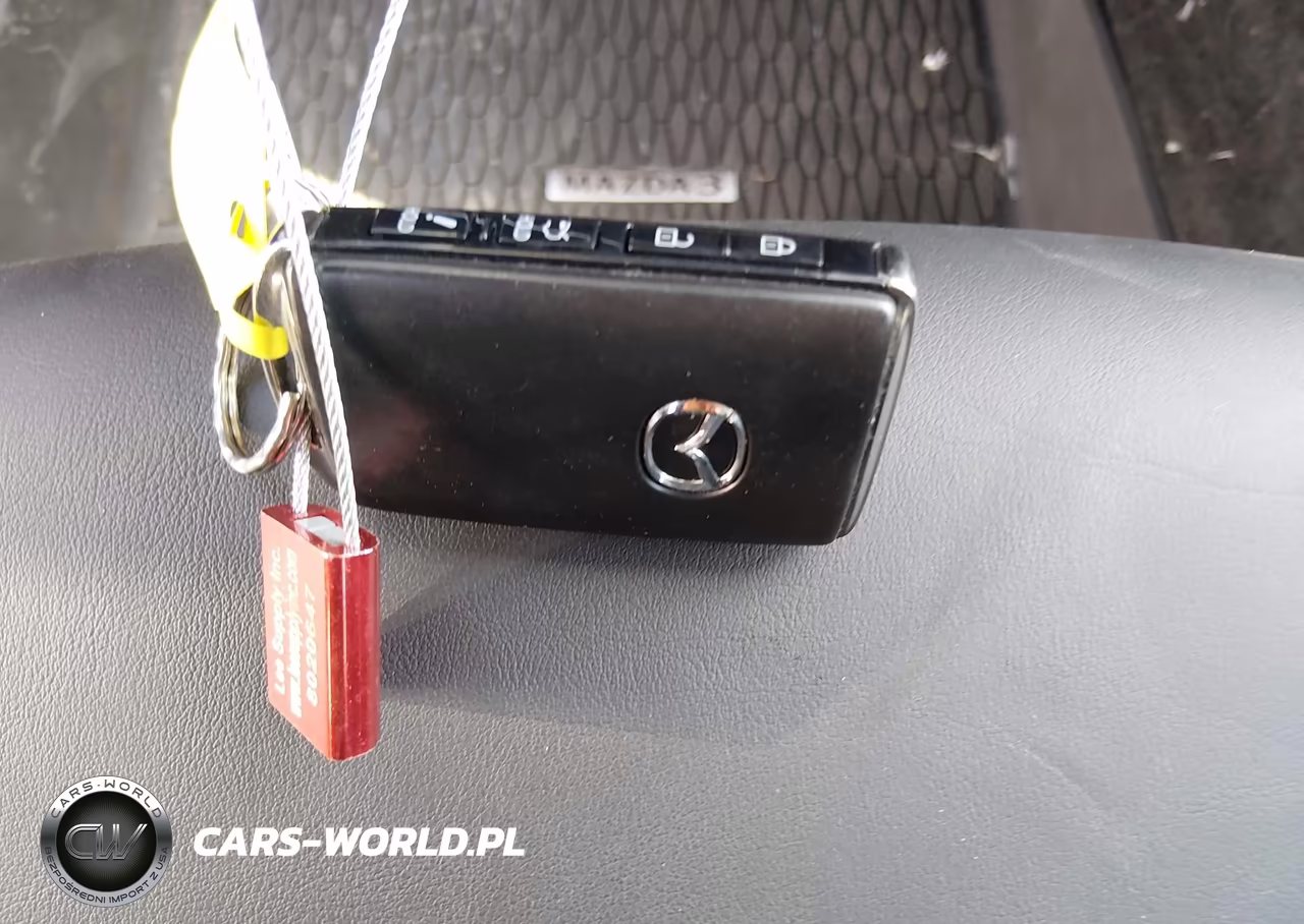 2026 Mazda Mazda3 2.5 S Select Sport VIN:JM1BPABL6T1861697 - 11