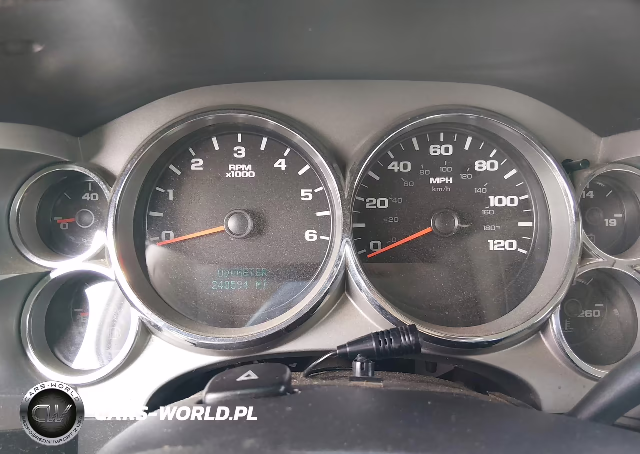 2010 GMC Sierra 1500 Sle VIN:3GTRCVE01AG237985 - 7