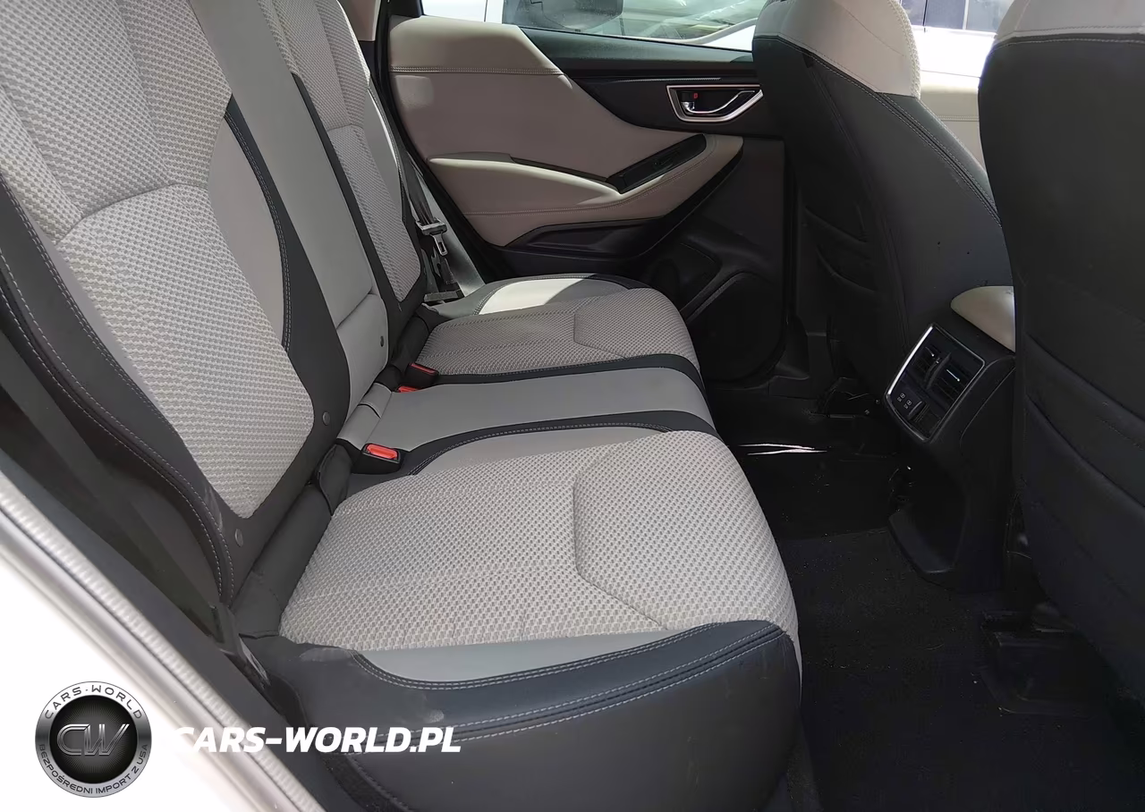 2023 Subaru Forester Premium VIN:JF2SKAEC4PH464899 - 8