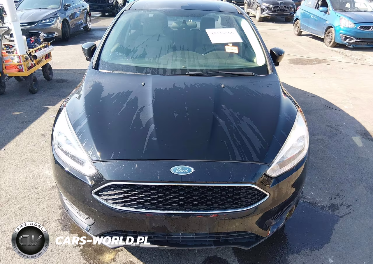 2017 Ford Focus Se VIN:1FADP3FE7HL244763 - 12
