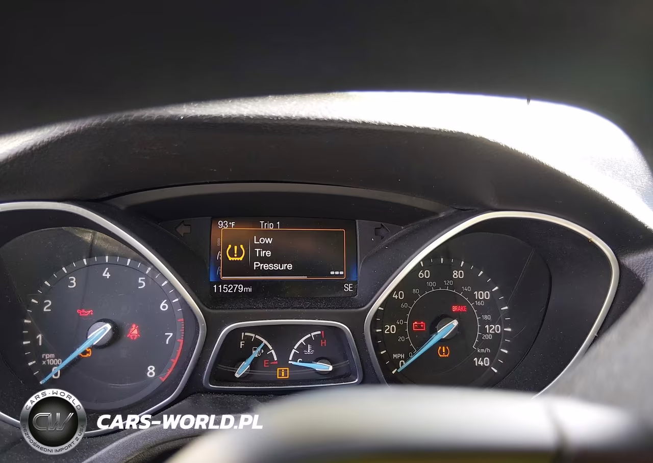 2017 Ford Focus Se VIN:1FADP3FE7HL244763 - 7