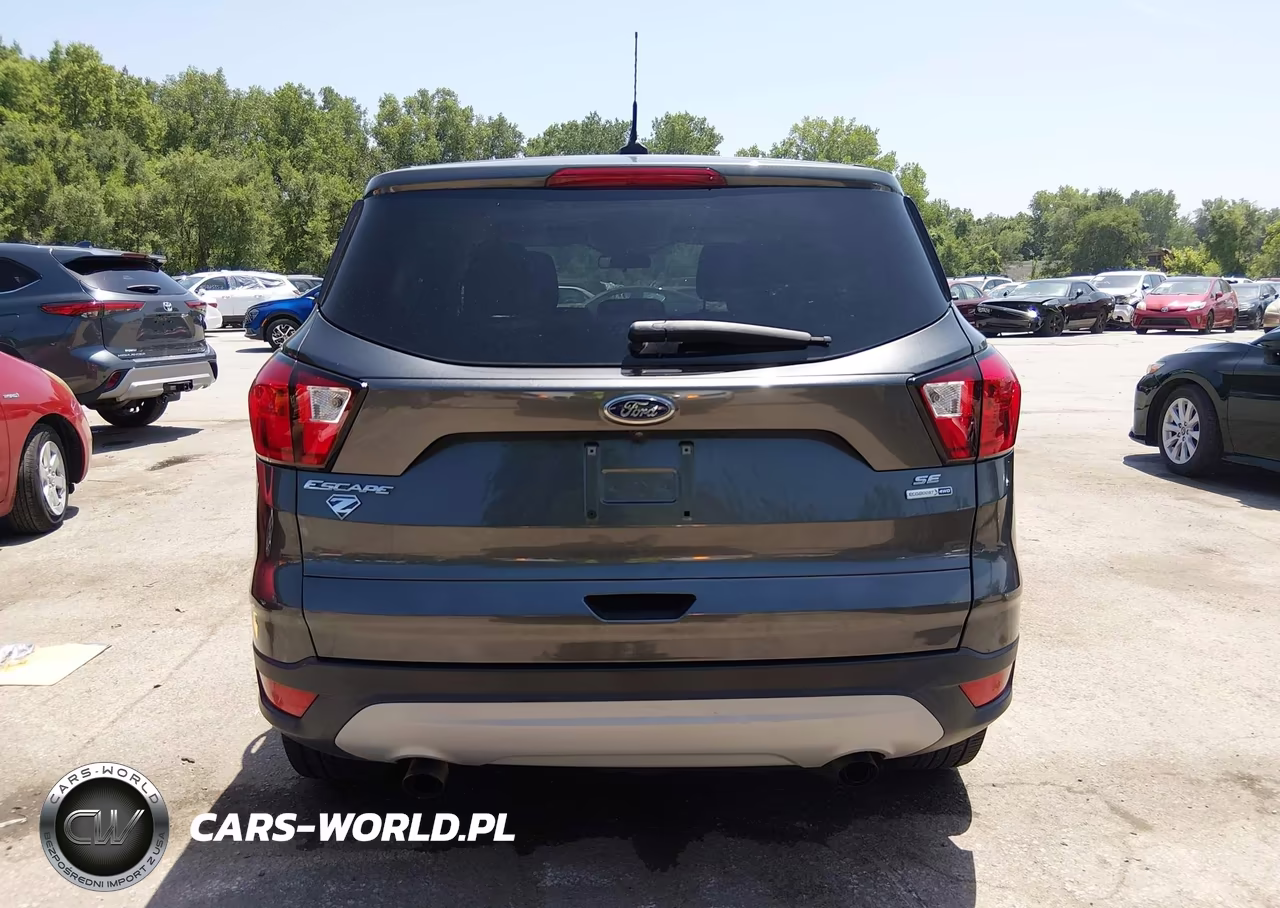 2019 Ford Escape Se VIN:1FMCU9GDXKUA85984 - 16