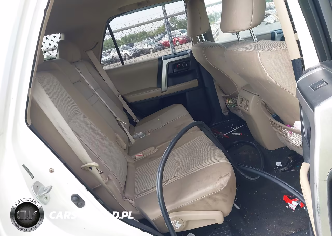 2011 Toyota 4Runner Sr5 V6 VIN:JTEZU5JR2B5024114 - 8