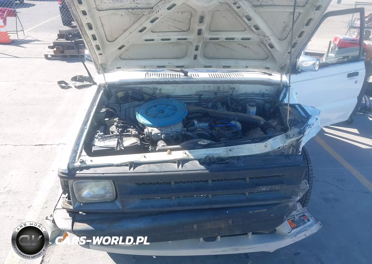 1987 Mazda B2000 Cab Plus VIN:JM2UF3117H0605018 - 10