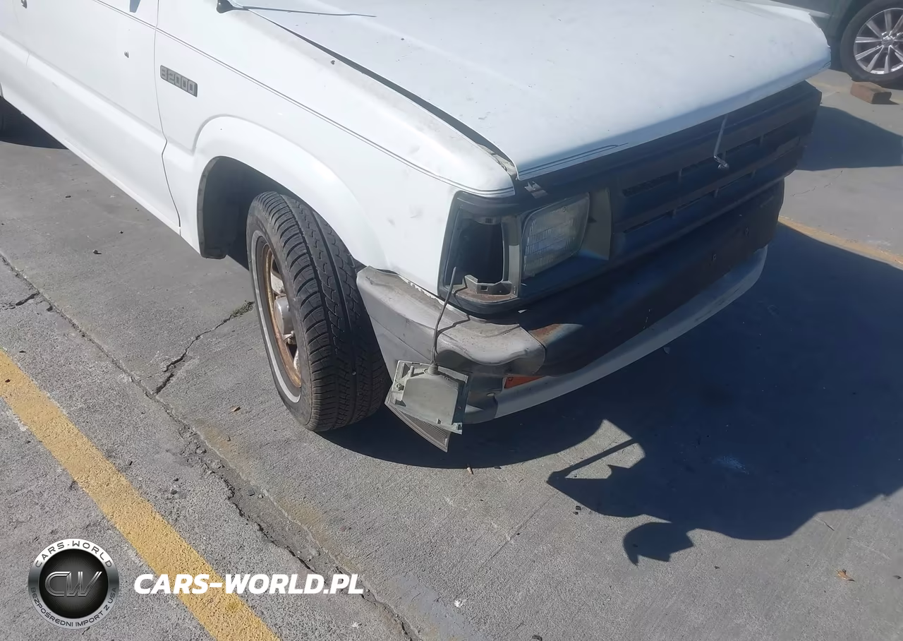 1987 Mazda B2000 Cab Plus VIN:JM2UF3117H0605018 - 14