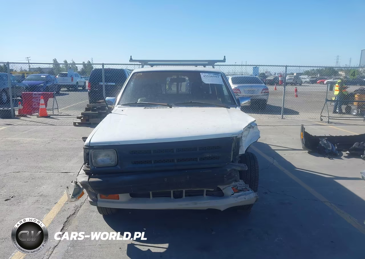 1987 Mazda B2000 Cab Plus VIN:JM2UF3117H0605018 - 15