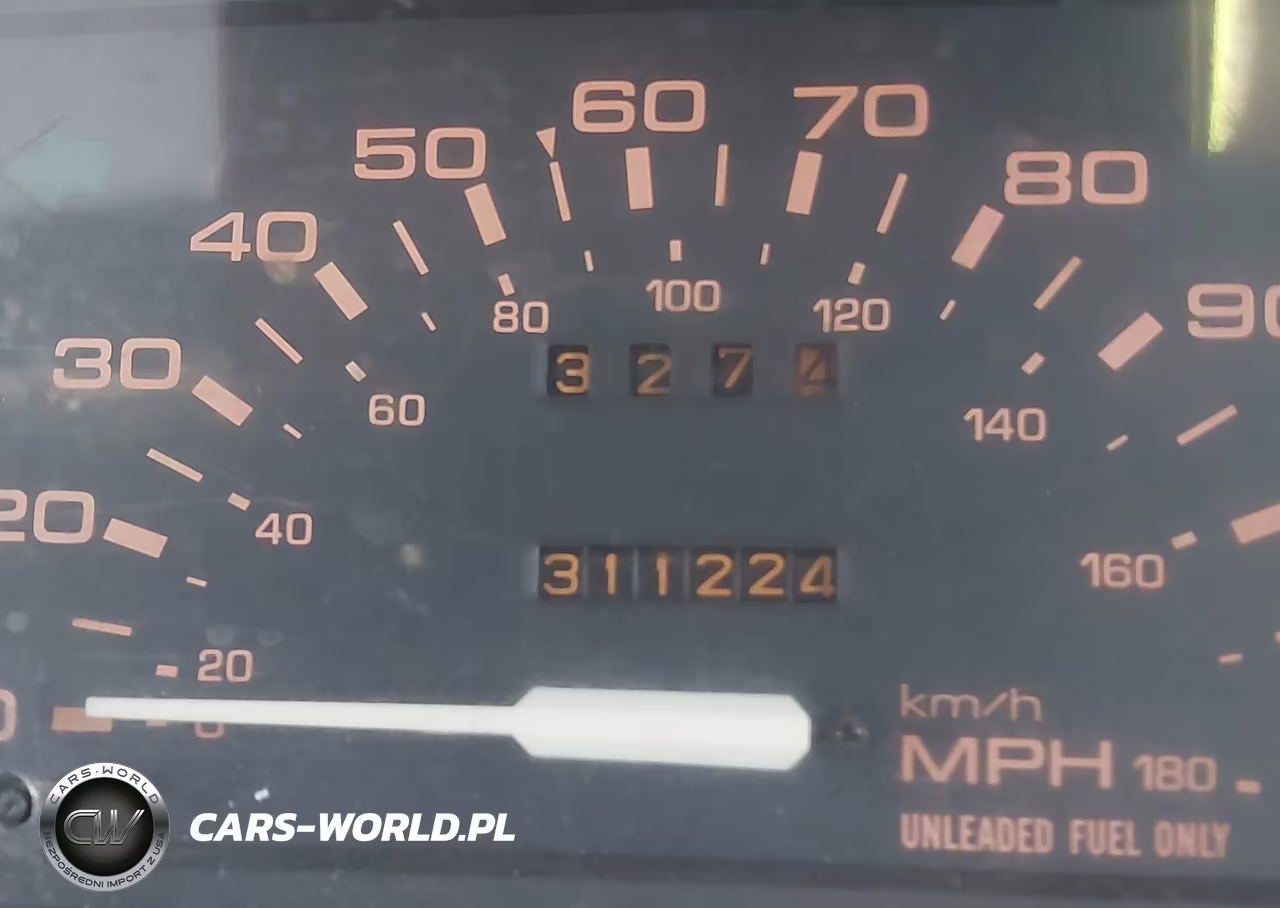 1987 Mazda B2000 Cab Plus VIN:JM2UF3117H0605018 - 18
