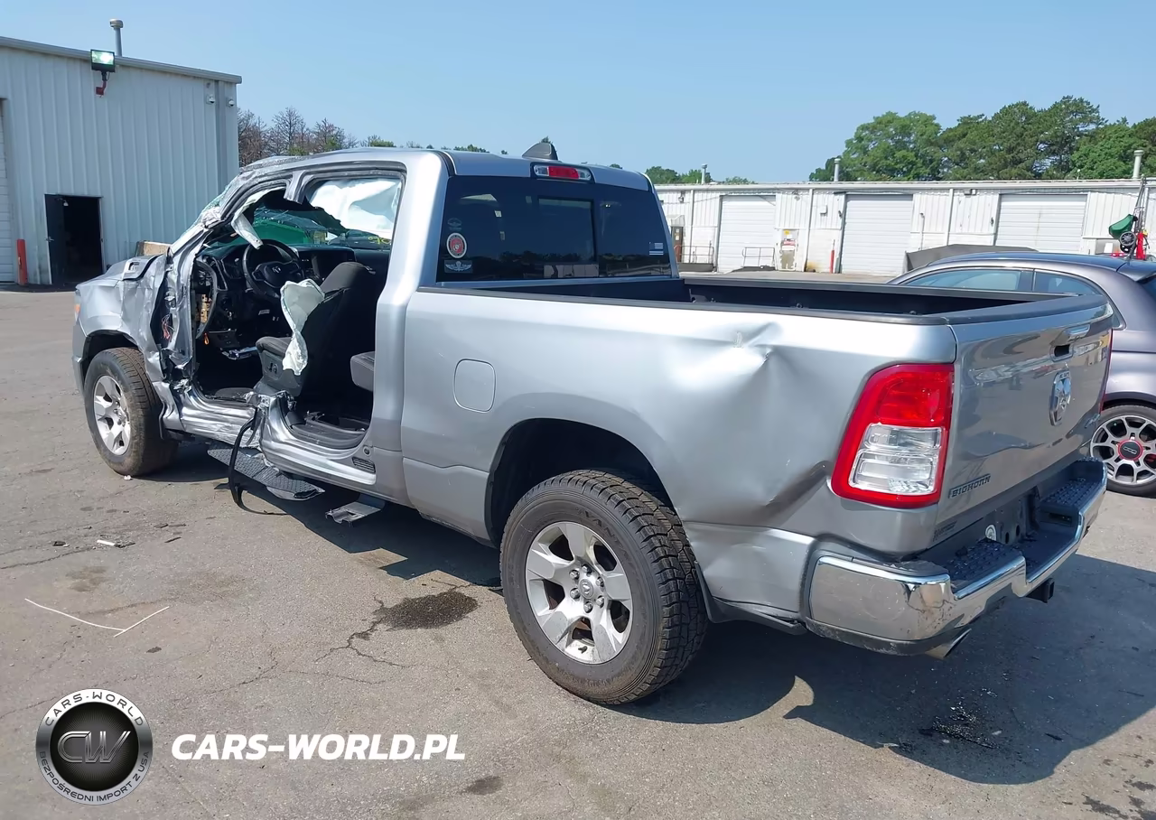 2019 Ram 1500 Big Horn-Lone Star 4X4 6'4 Box VIN:1C6SRFMT6KN756919 - 3