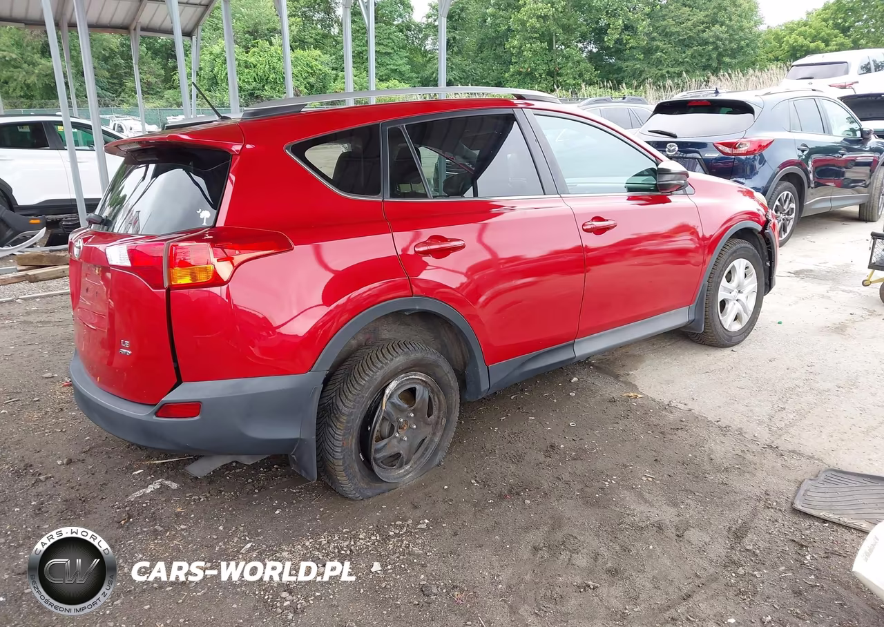 2015 Toyota Rav4 Le VIN:2T3BFREV5FW393448 - 4