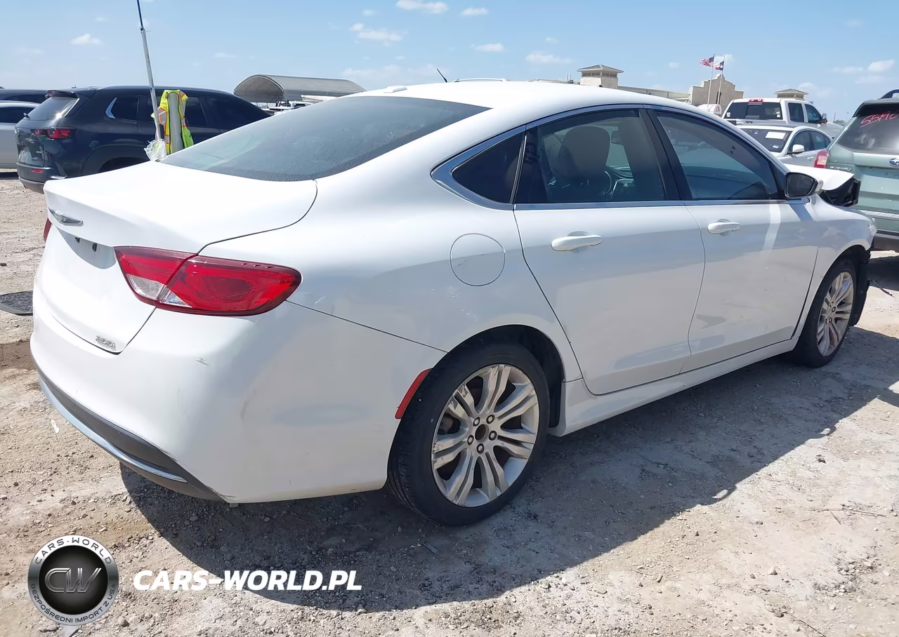 2015 Chrysler 200 Limited VIN:1C3CCCAB6FN535968 - 4