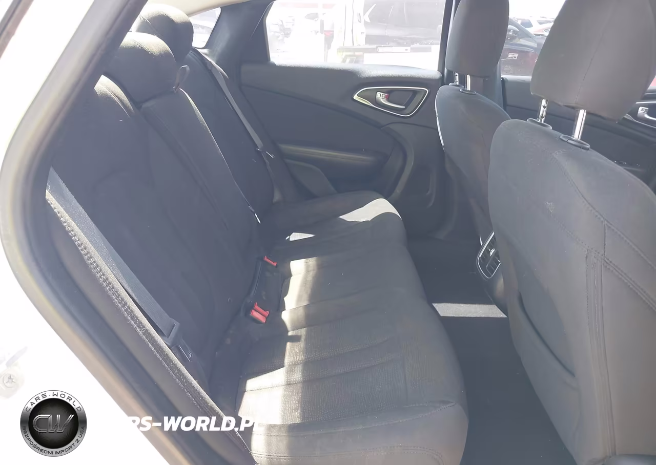 2015 Chrysler 200 Limited VIN:1C3CCCAB6FN535968 - 8