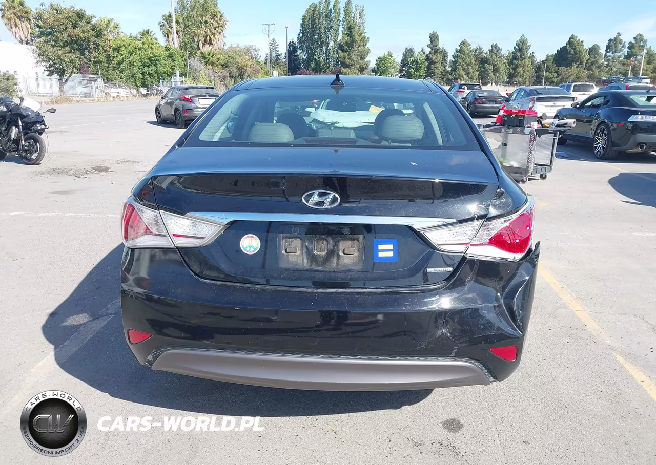 2014 Hyundai Sonata Hybrid Limited VIN:KMHEC4A42EA107490 - 16