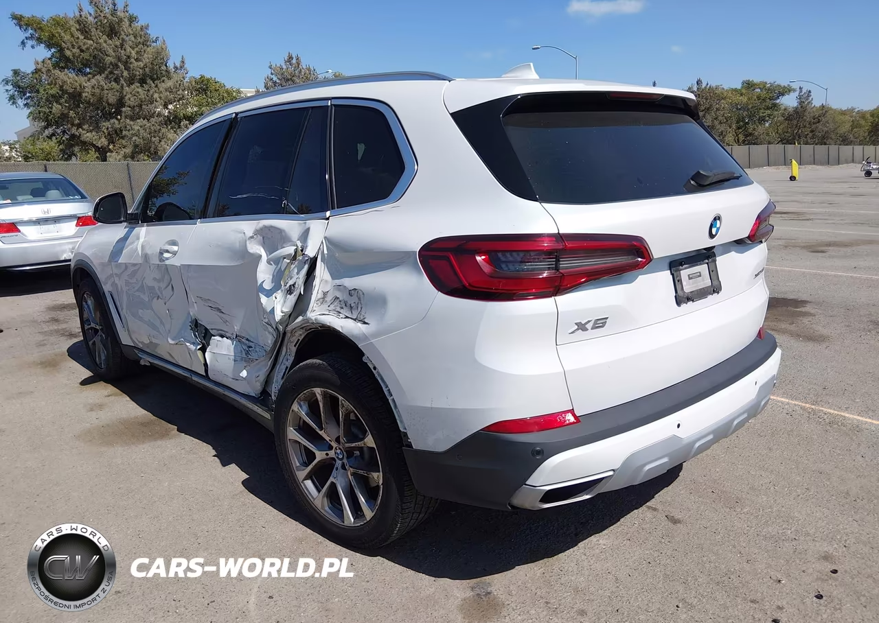 2019 BMW X5 xDrive40I VIN:5UXCR6C59KLL23332 - 3