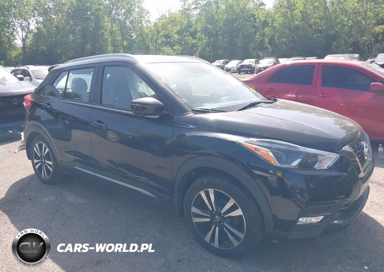 2019 Nissan Kicks Sr VIN:3N1CP5CU4KL559192 - 13