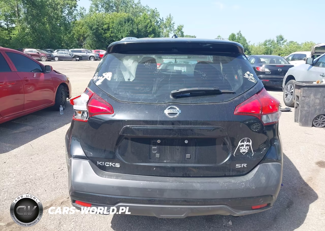 2019 Nissan Kicks Sr VIN:3N1CP5CU4KL559192 - 16