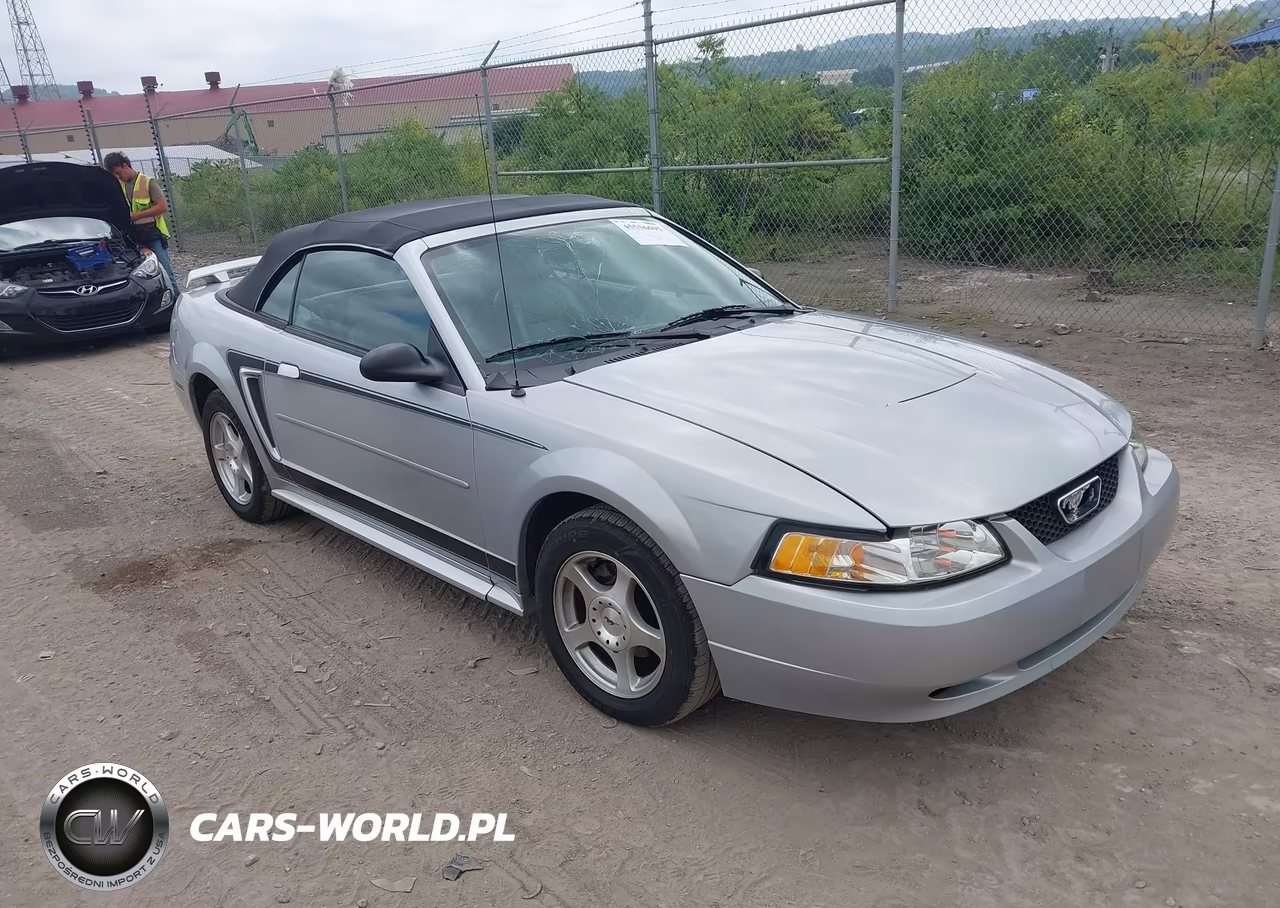 2003 Ford Mustang