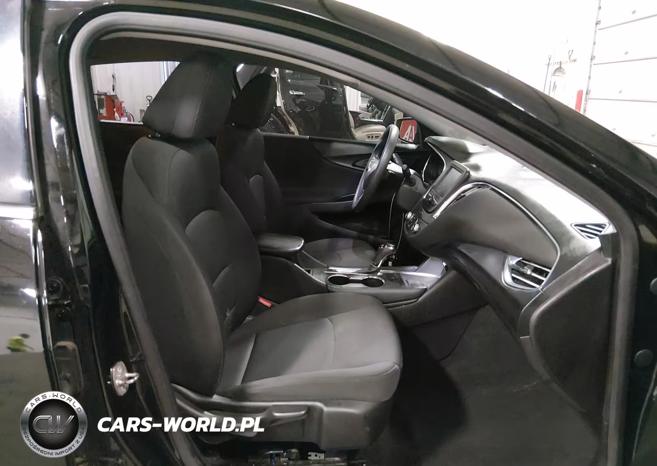 2018 Chevrolet Malibu Lt VIN:1G1ZD5ST9JF206747 - 5