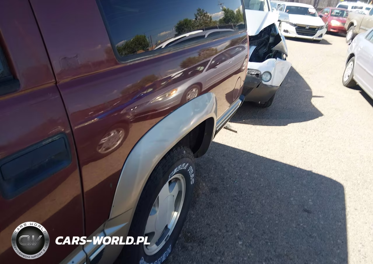1998 Chevrolet Suburban 1500 VIN:1GNFK16R2WJ361353 - 6