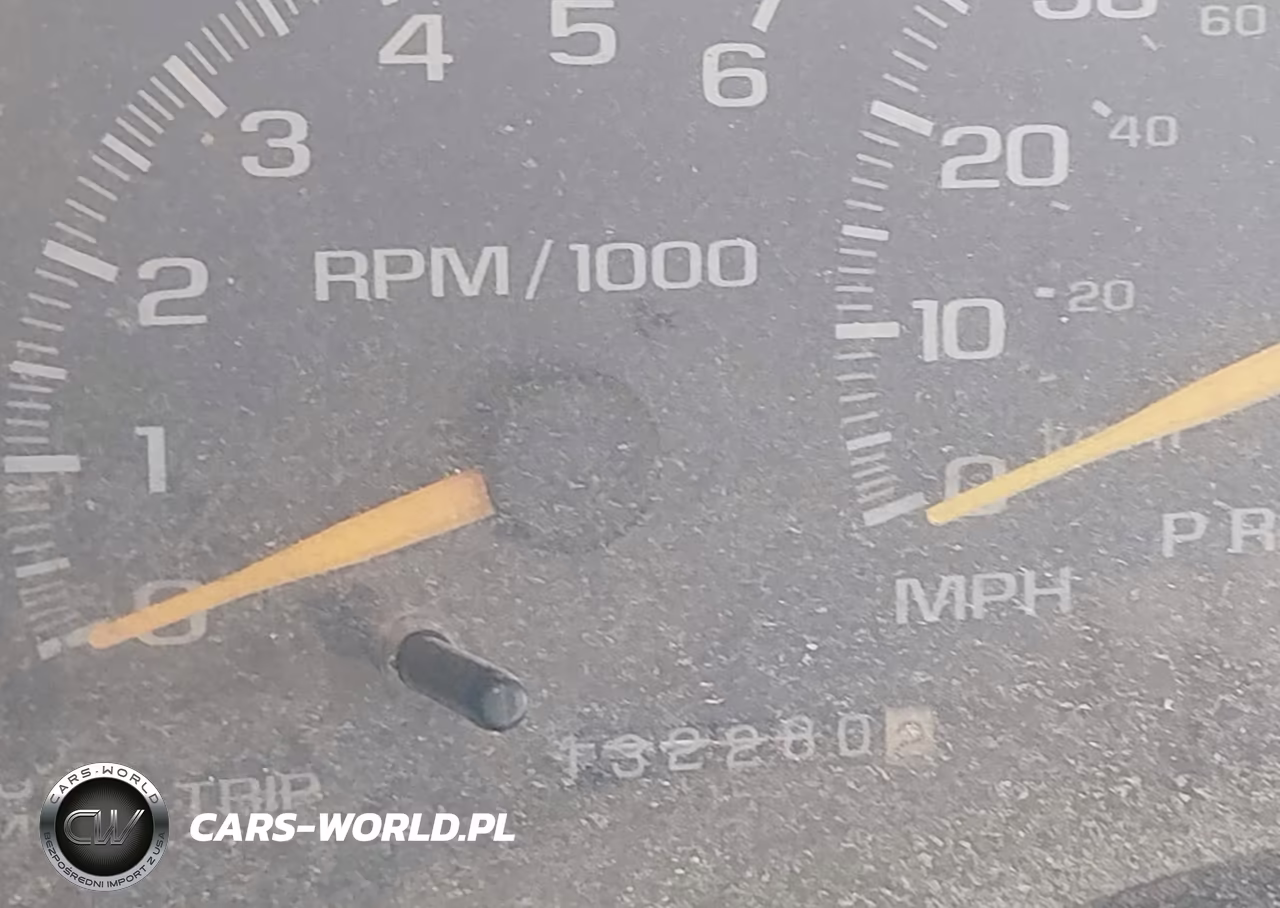 1998 Chevrolet Suburban 1500 VIN:1GNFK16R2WJ361353 - 7