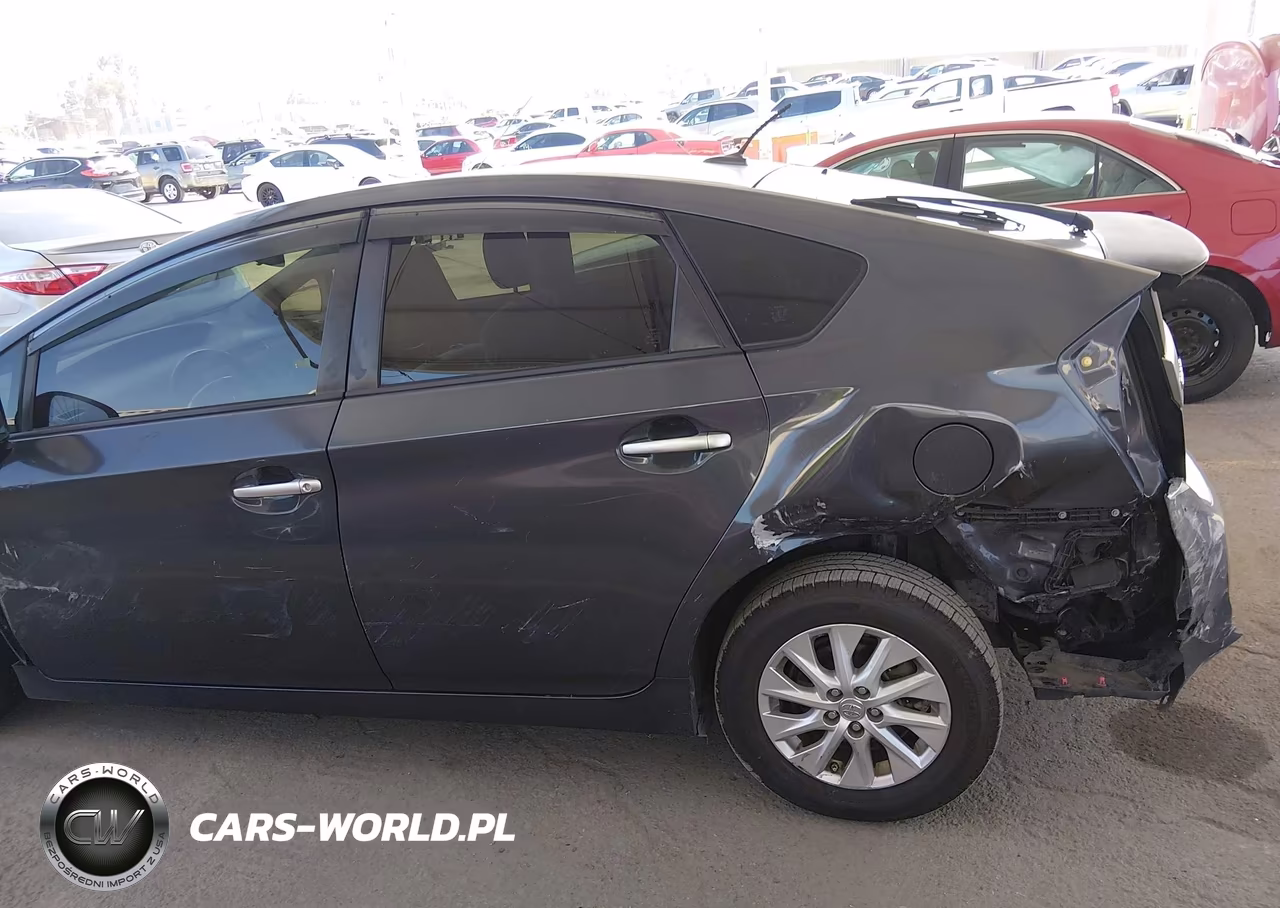 2014 Toyota Prius Plug-In VIN:JTDKN3DP9E3055488 - 12