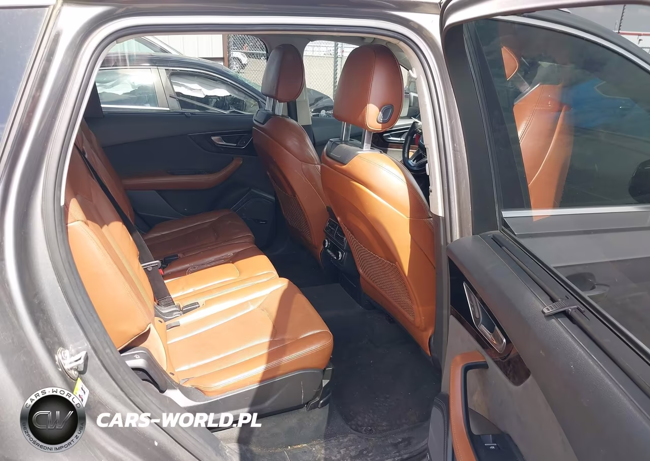 2017 Audi Q7 3.0T Premium VIN:WA1VABF72HD029887 - 8