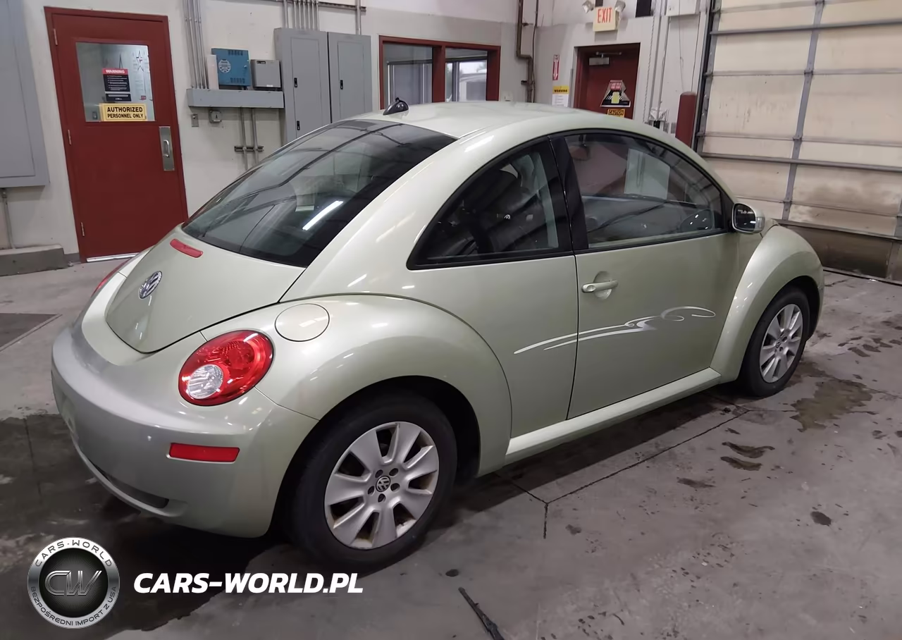 2008 Volkswagen New Beetle S VIN:3VWPG31C38M524205 - 4