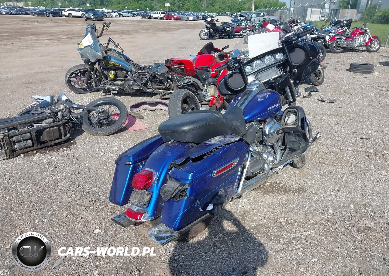2015 Harley-Davidson Flhtk Ultra Limited VIN:1HD1KEL10FB681255 - 4
