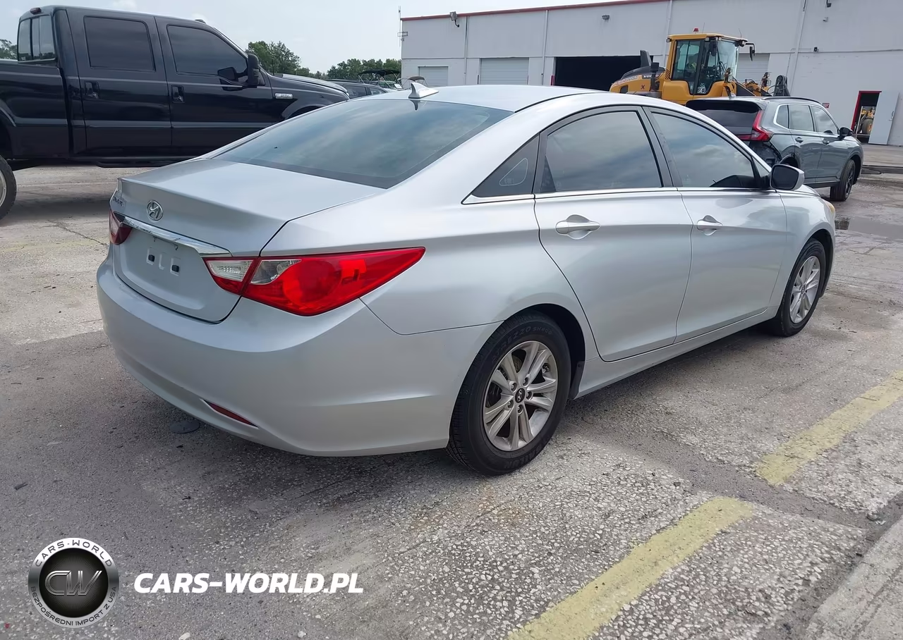 2013 Hyundai Sonata Gls VIN:5NPEB4AC5DH654887 - 4