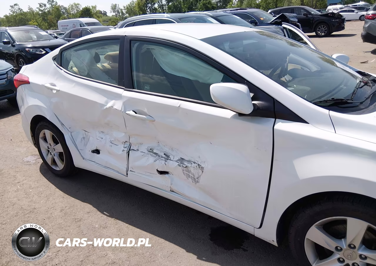 2013 Hyundai Elantra Gls VIN:5NPDH4AE5DH295519 - 5