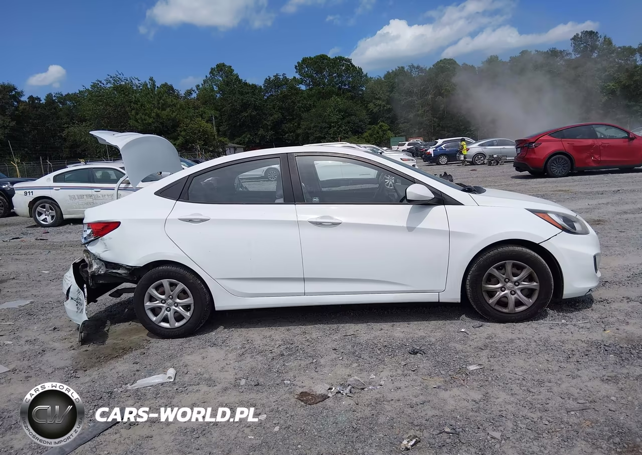2014 Hyundai Accent Gls VIN:KMHCT4AE3EU757086 - 13