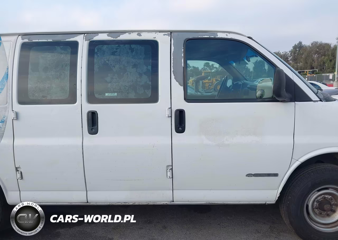 2001 Chevrolet Express VIN:1GCHG35R411169117 - 13