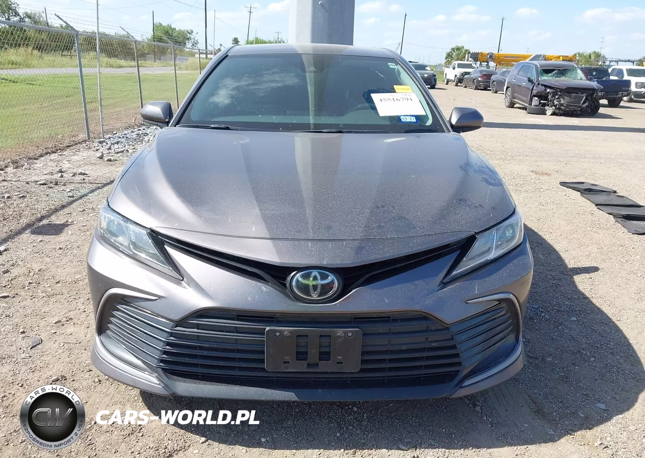 2024 Toyota Camry Le VIN:4T1C11AK0RU237170 - 13