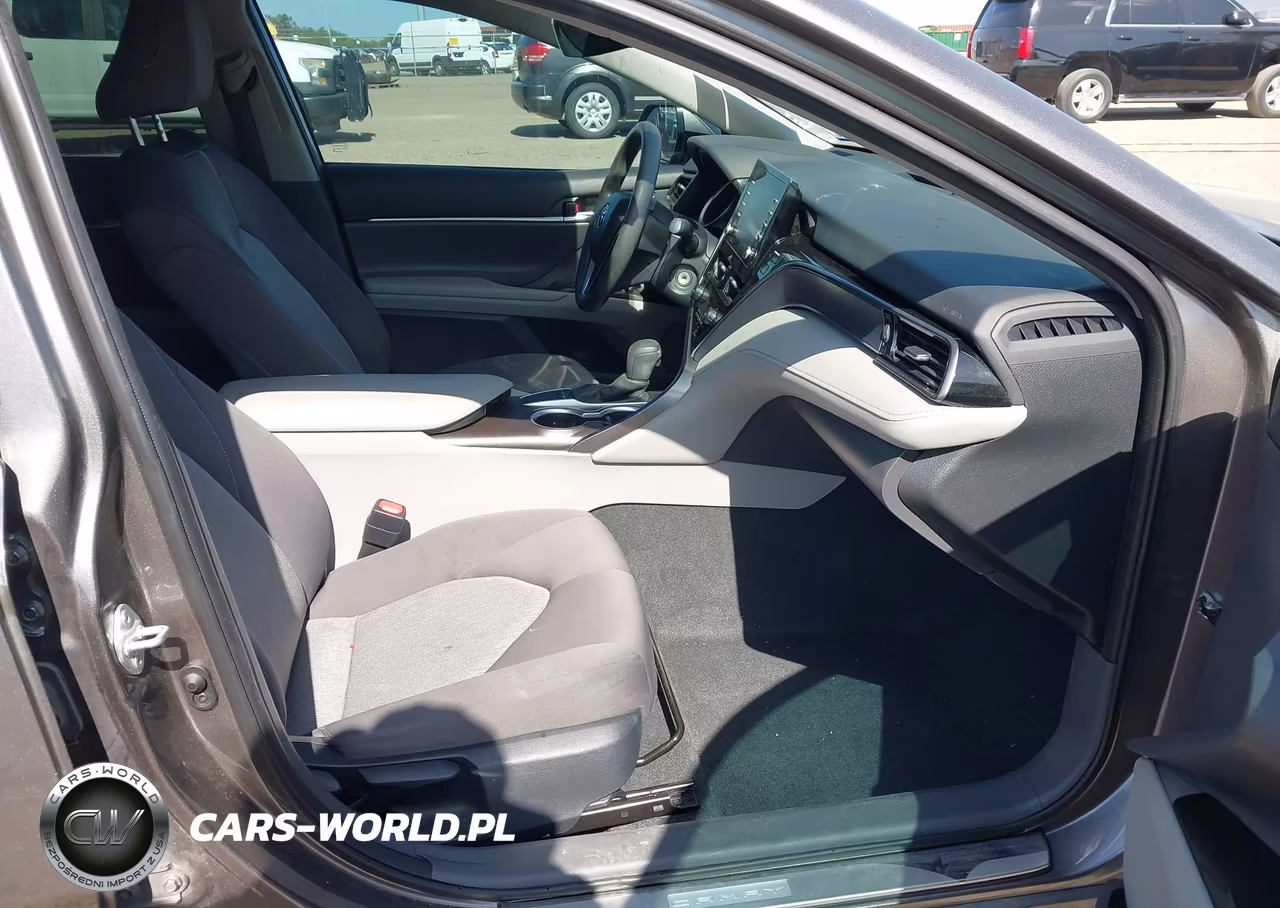 2024 Toyota Camry Le VIN:4T1C11AK0RU237170 - 5