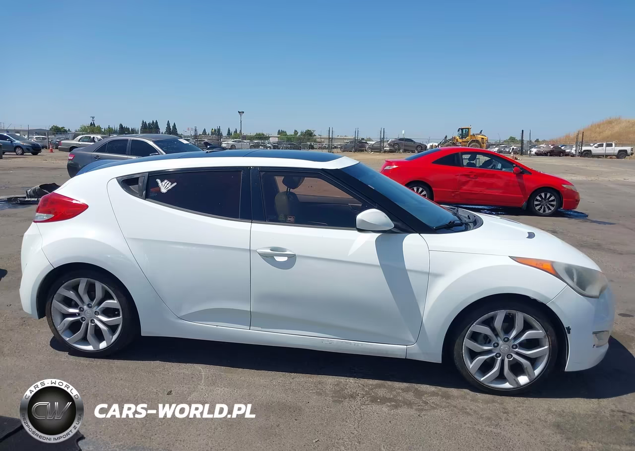 2012 Hyundai Veloster Base W-Gray VIN:KMHTC6AD5CU047137 - 13