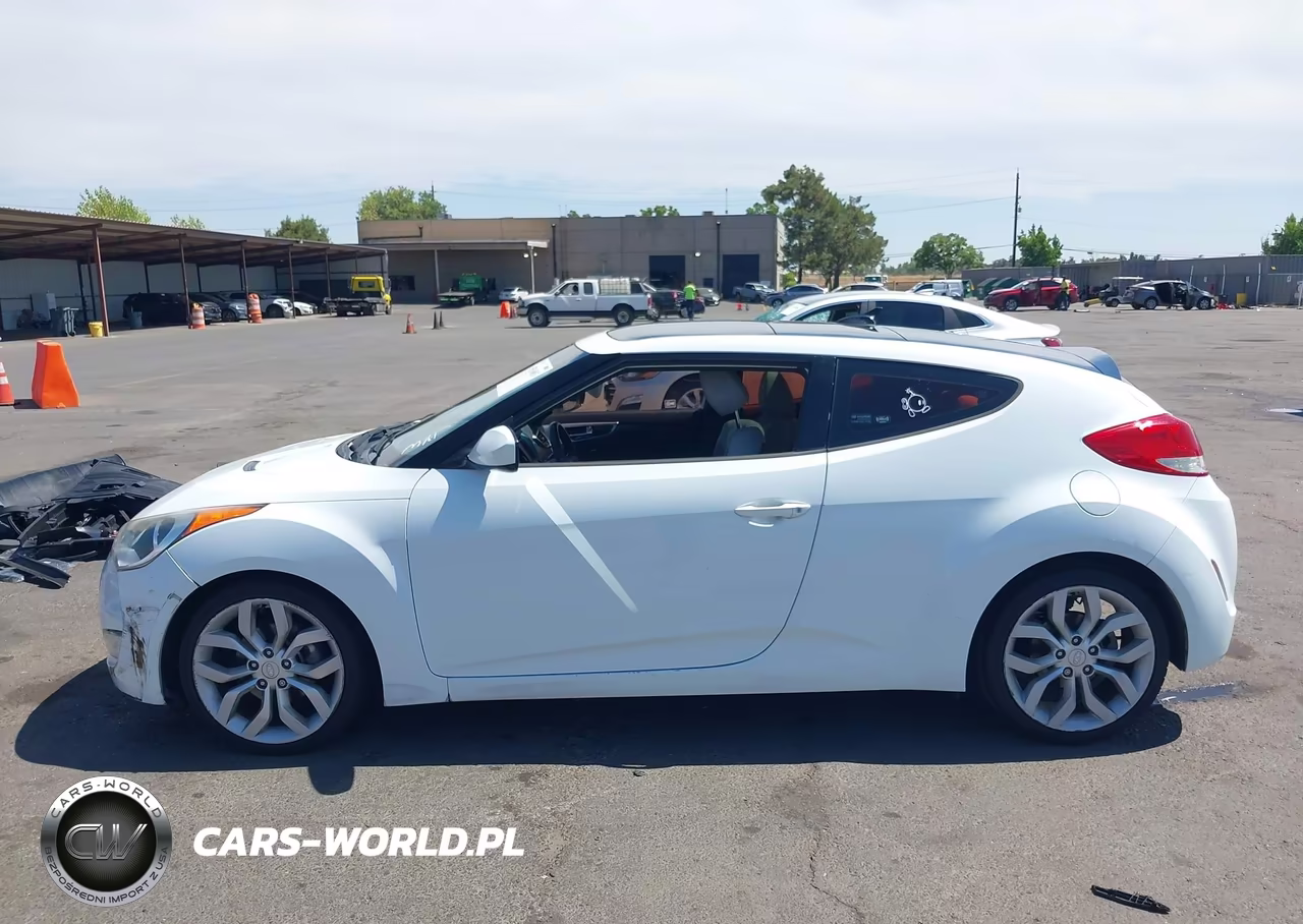 2012 Hyundai Veloster Base W-Gray VIN:KMHTC6AD5CU047137 - 14