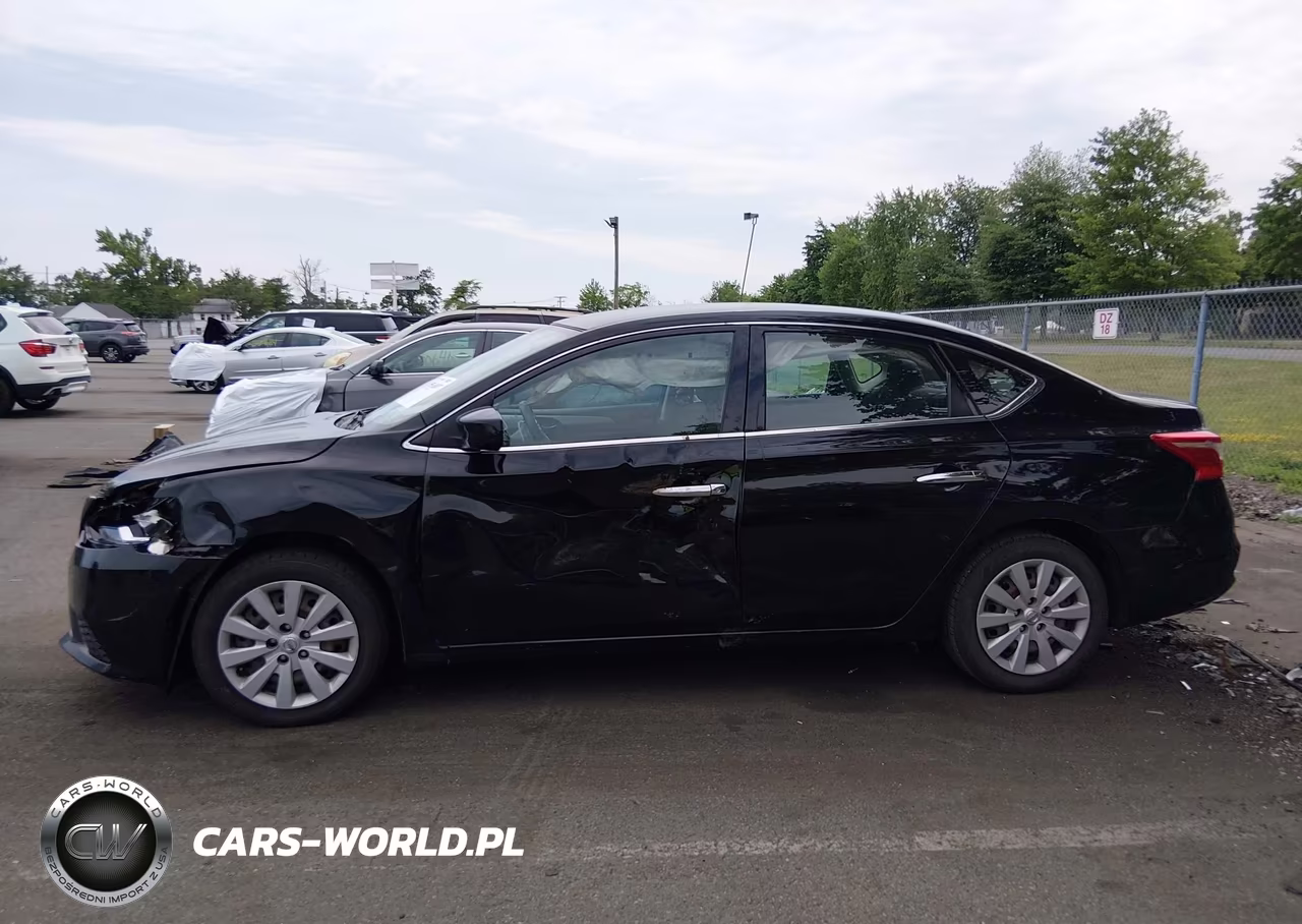 2018 Nissan Sentra S VIN:3N1AB7AP1JY270304 - 14