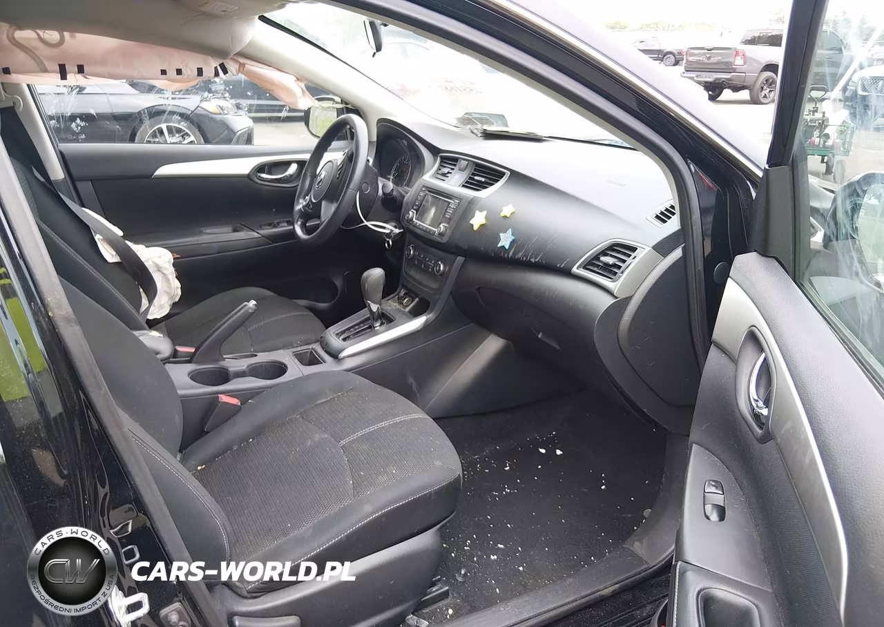 2018 Nissan Sentra S VIN:3N1AB7AP1JY270304 - 5
