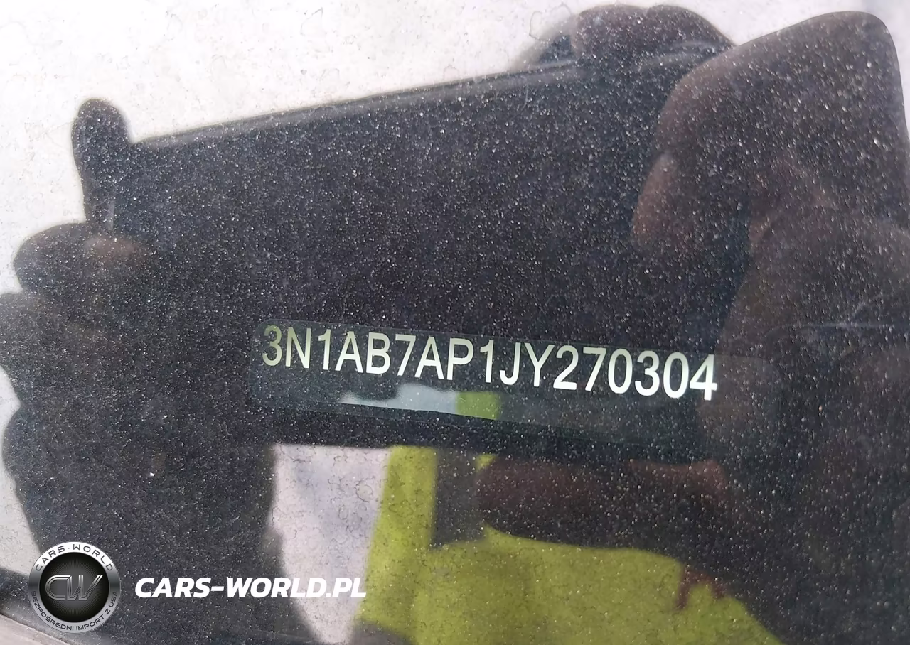2018 Nissan Sentra S VIN:3N1AB7AP1JY270304 - 9