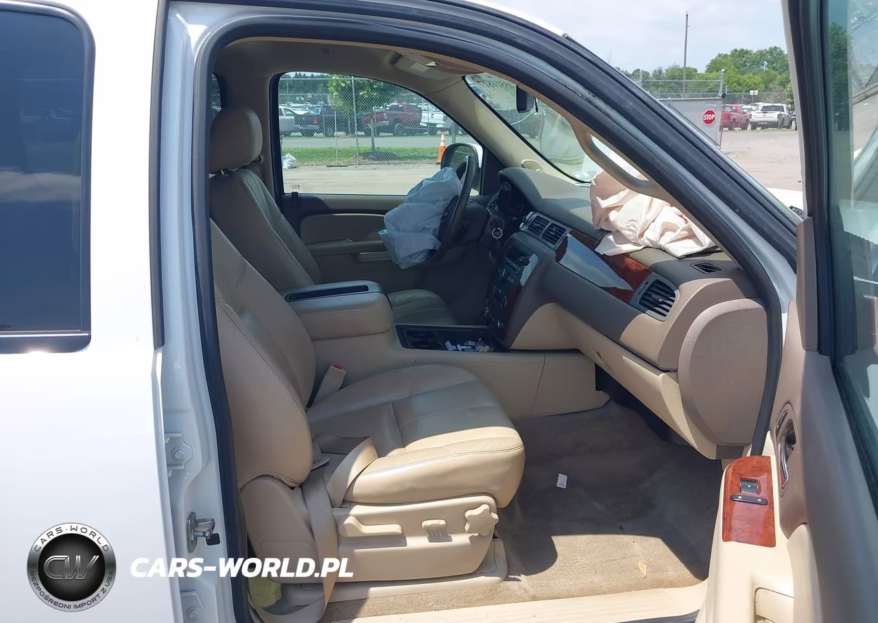 2012 Chevrolet Avalanche Lt VIN:3GNMCFE08CG131771 - 5