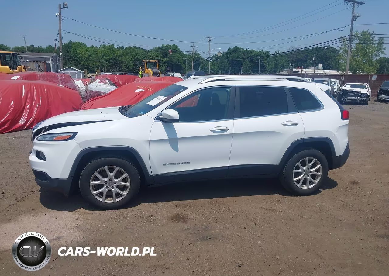 2016 Jeep Cherokee Latitude VIN:1C4PJMCS7GW237026 - 14