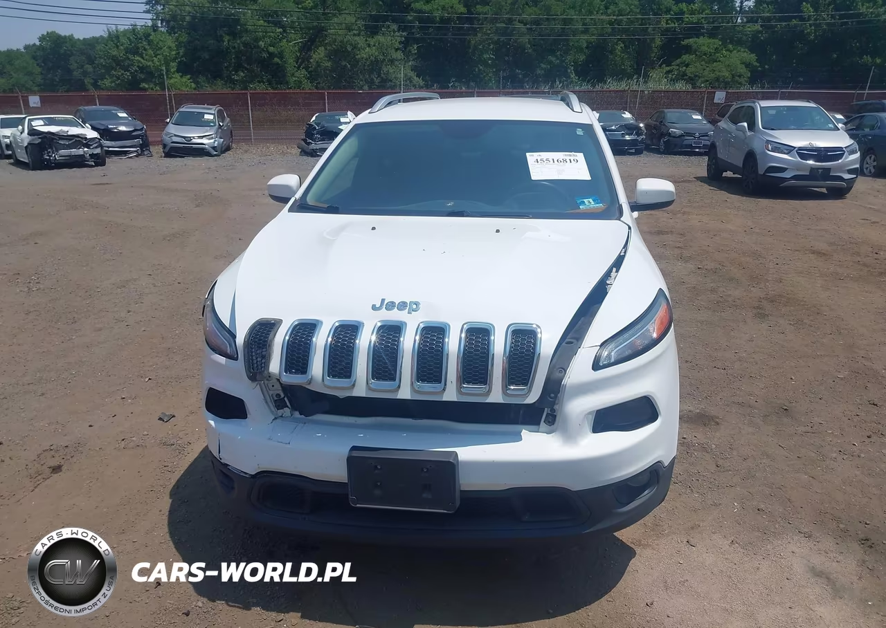 2016 Jeep Cherokee Latitude VIN:1C4PJMCS7GW237026 - 6