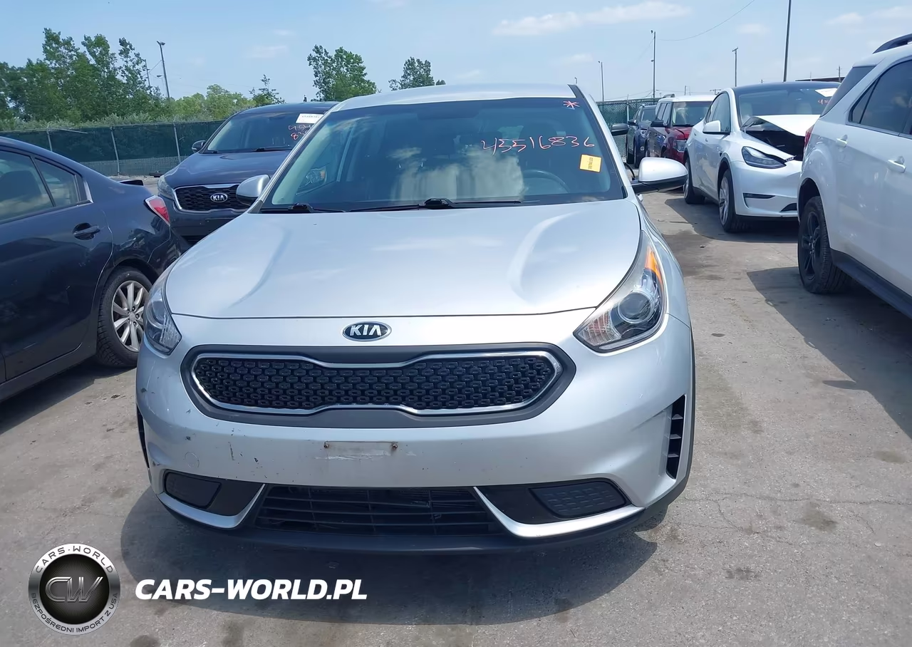 2018 Kia Niro Fe VIN:KNDCB3LC5J5140287 - 12