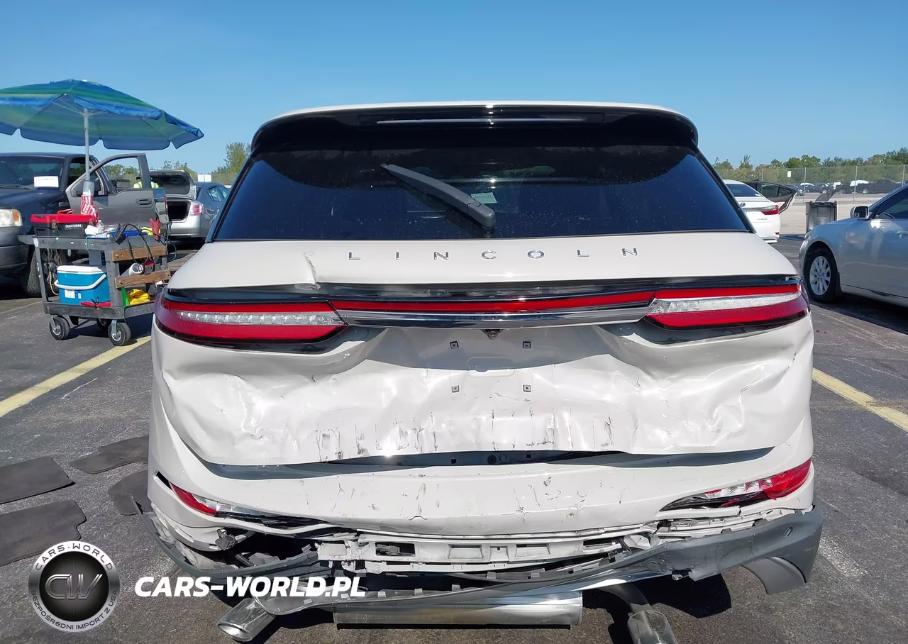 2022 Lincoln Corsair Standard VIN:5LMCJ1C93NUL20156 - 16