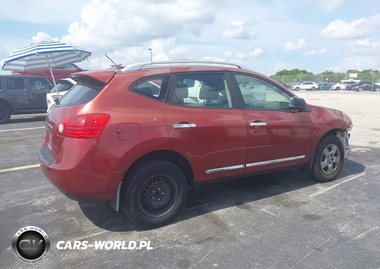 2014 Nissan Rogue Select S VIN:JN8AS5MTXEW619391 - 4